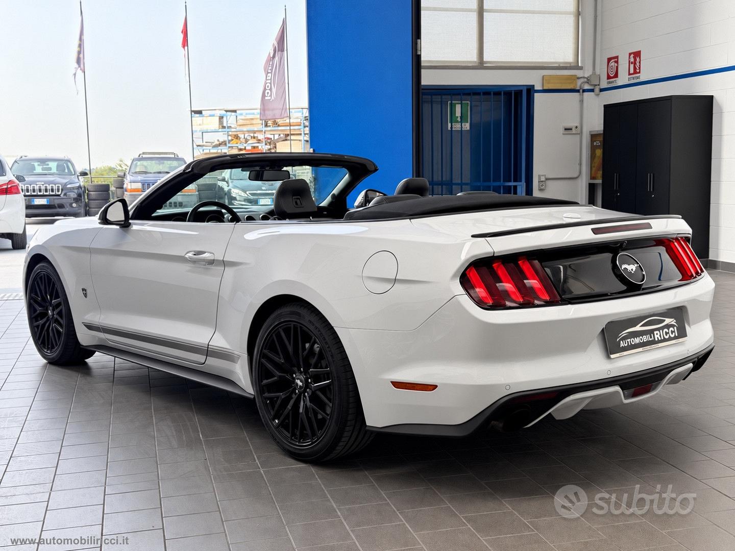 Ford Mustang 2017 photo 2