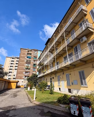 4 LOCALI A SAN GIULIANO MILANESE