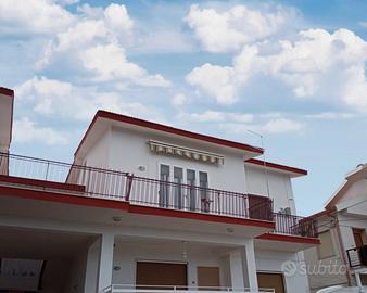 Appartamento vista mare a due passi dalla baia