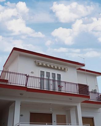 Appartamento vista mare a due passi dalla baia