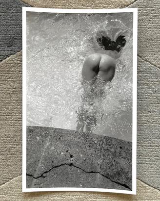 RARA . Stampa Unica : “ In Piscina” / 13x21 cm