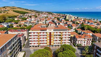 3 LOCALI A PINETO