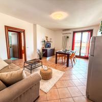 A792 - Ampio terrazzo - 50 mt dal mare