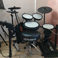 Roland TD17  Batteria semi nuova + Accessori