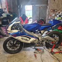 Aprilia rs 125 supermono 650