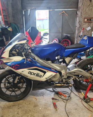Aprilia rs 125 supermono 650