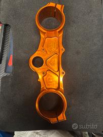 Piastra inferiore forcelle ktm 690 smcr