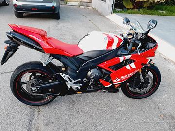 YAMAHA R1 SANTANDER EDIZIONE LIMITATA 