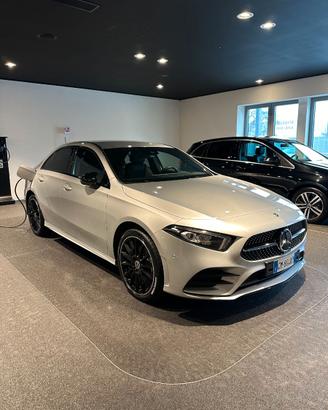 Mercedes Benz A250e Sedan AMG Premium plug-in