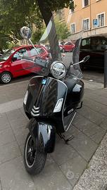 Vespa GTS 330