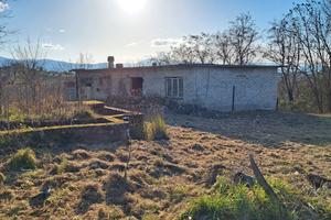 Accatastato e con terreno a Cassino