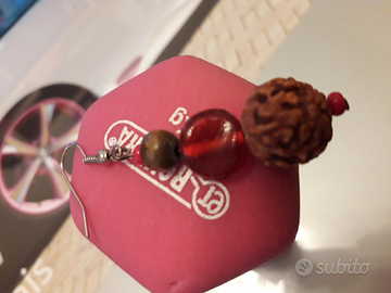 Mono orecchino perline