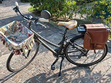 BICICLETTA DA DONNA "LOMBARDO "NON ELETTRICA