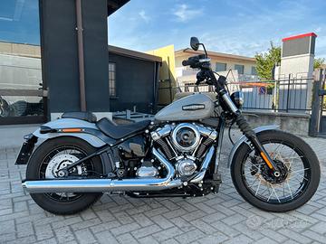HARLEY DAVIDSON STREET BOB 117