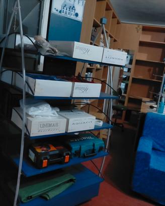 Arredamento per negozio