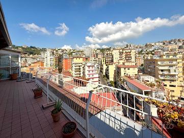 4 LOCALI A NAPOLI