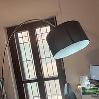 Lampada ad arco da terra
