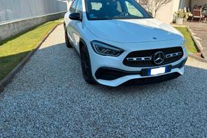 GLA PREMIUMN 200 D Automatic AMG Line