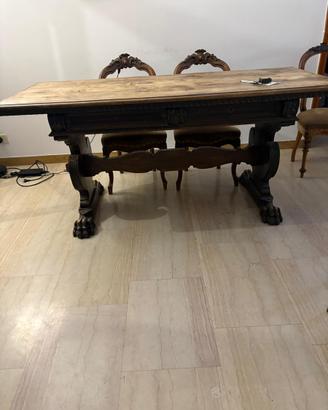 Tavolo in legno massello