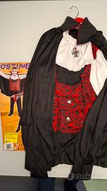costumi di carnevale Pirata e Vampiro