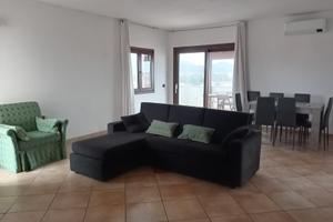 Attico 3 camere 2 bagni in zona centrale