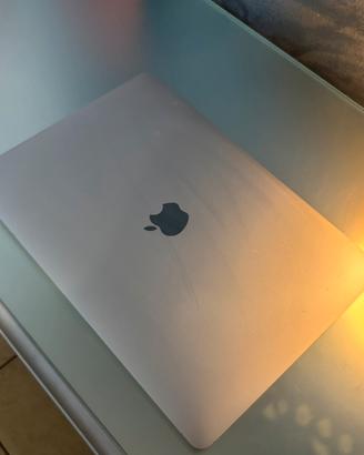 Macbook pro i5 a1706