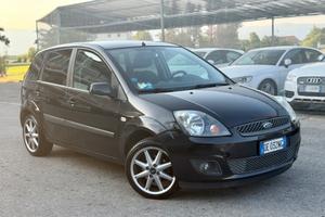 Ford Fiesta 2006 1.6 TDCi 5p. Ok neopatentati ! ! 