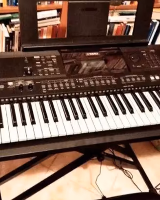 Piano digitale Yamaha PSR-EW410