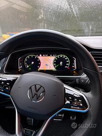 Wolksvagen Tiguan Rline 1500 benzina