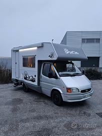 Camper Ford Transit RESTAURATO DA ZERO