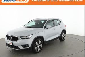 VOLVO XC40 D3 AWD Momentum Pro
