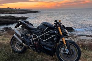 Ducati streetfighter 1098s