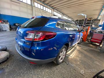 RENAULT MEGANE SW PER RICAMBI