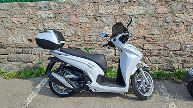 Scooter Honda SH 350