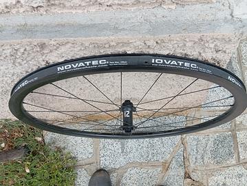ruote per bici da strada 