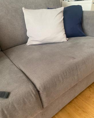 Divano letto matrimoniale grigio