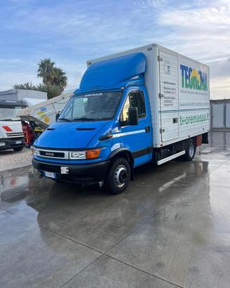 Iveco Daily 65c15 con Sponda Idraulica 10q