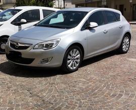 Opel astra j cosmo 1.7 cdti