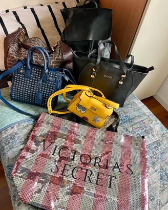 Diverse borse da donna (Guess, Moschino ecc.)