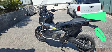 xadv 750