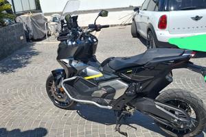 xadv 750