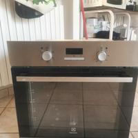  sto cercandoun forno a gas ad incasso electrolux 