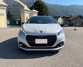 Peugeot 208 - 2016