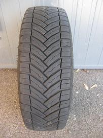1 Michelin Agilis CrossClimate 195/70 R15C 104T