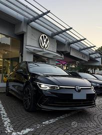Golf 8eTSI