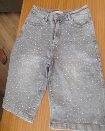 Bermuda in Jeans Grigio con Strass e Brillantini