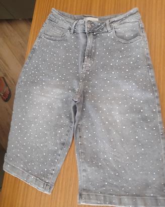 Bermuda in Jeans Grigio con Strass e Brillantini