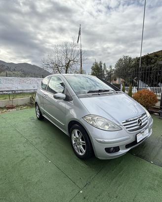 MERCEDES CLASSE A 150 COUPE AVANTGARDE EDITION