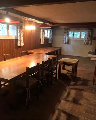 Arredamento completo in legno