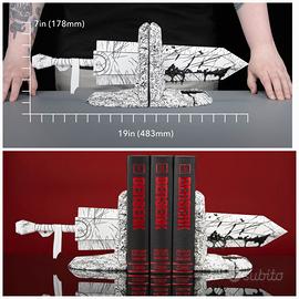 Berserk Dragon Slayer Sword Bookends Dark Horse🔝⚔